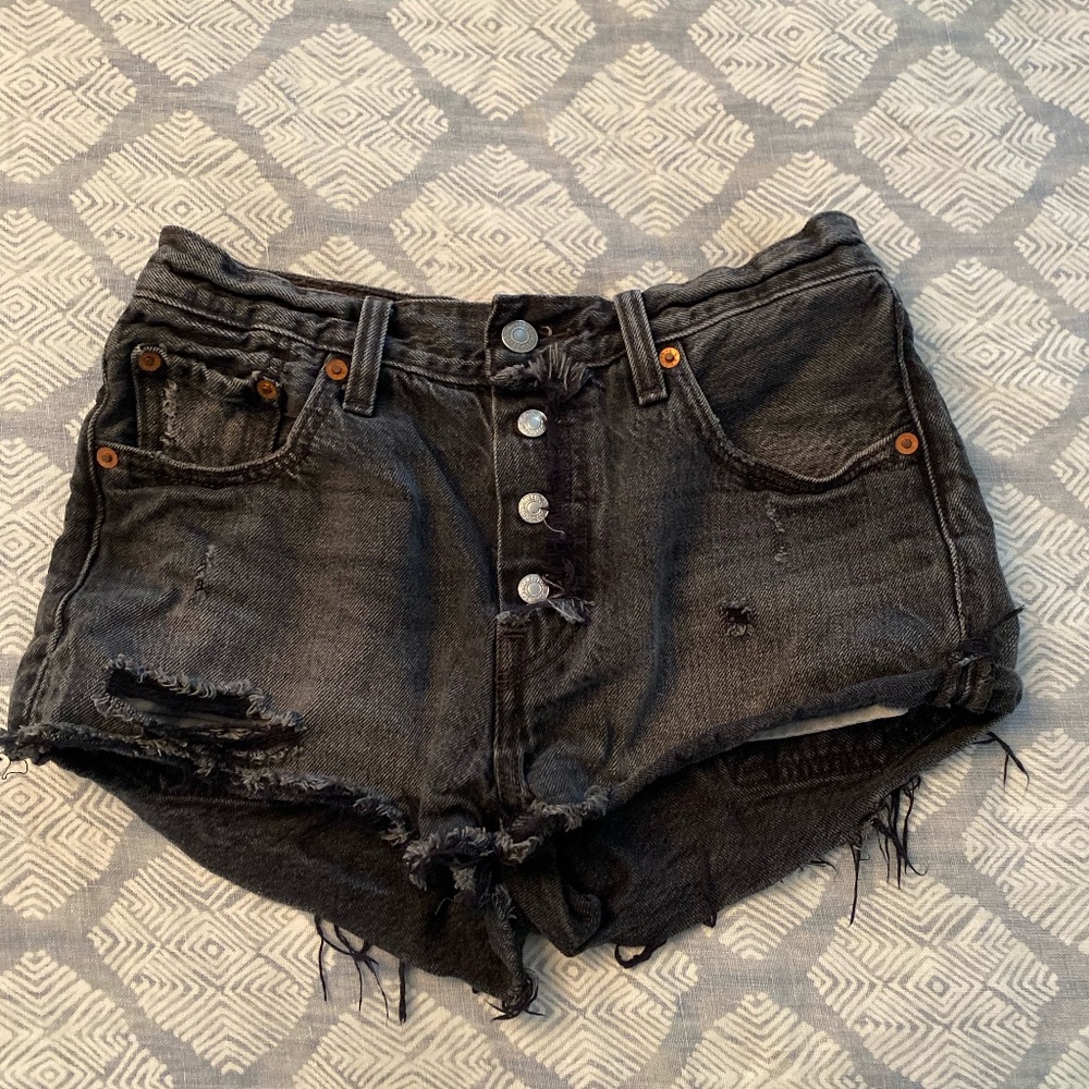 Black Levi's Shorts